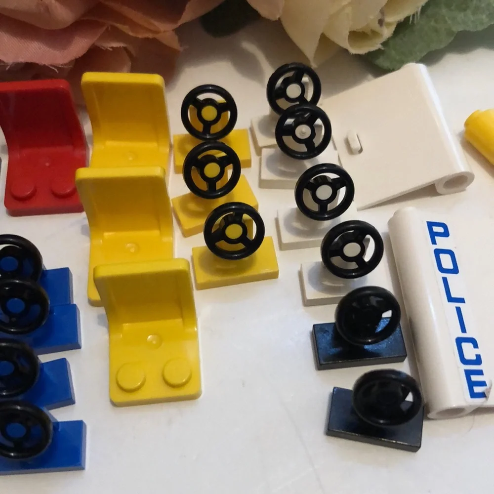 LEGO CAR SEATS VINTAGE LEGOS STEERING WHEELS LEGO Car Doors 80-90s LEGO
